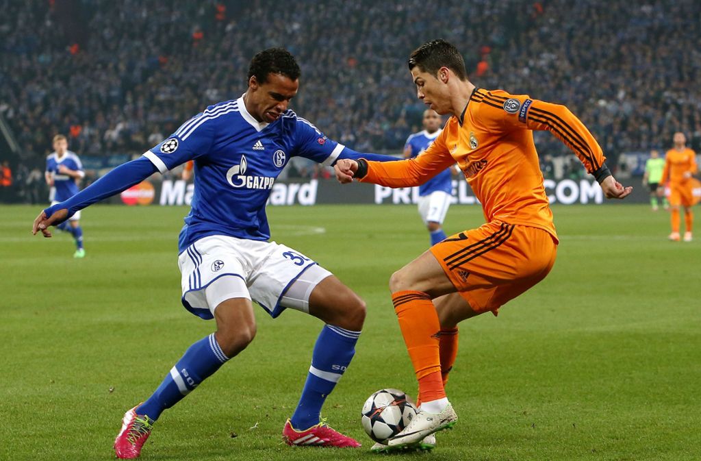 Schalke 04 hat nun wirklich keine guten Erinnerungen an Ronaldo: viermal haben sie sich auf dem Platz gesehen – und sieben Tore hat CR7 in diesen Spielen erzielt. Im Schnitt traf er alle 51,26 Minuten.