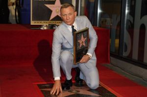 „James Bond“-Star mit einem Stern in Hollywood geehrt