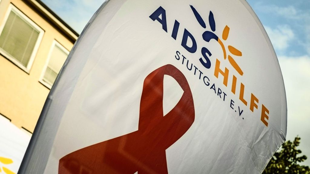 Welt-Aids-Tag  in Stuttgart: Stuttgarter Aids-Hilfe geht auf Distanz zur Kirche