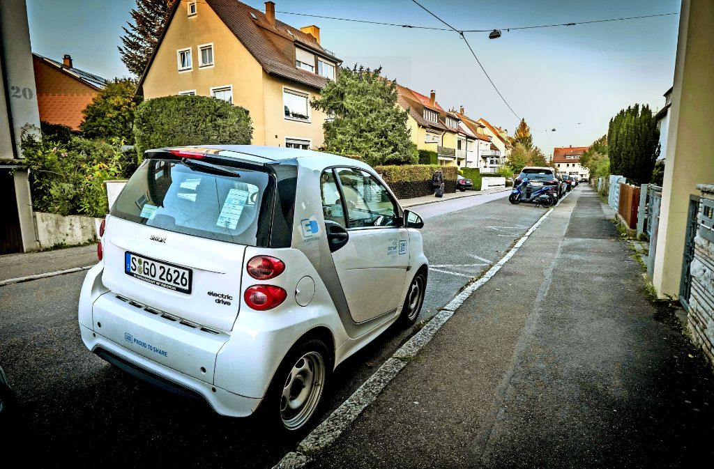 Ein Car2go-Smart wartet auf den nächsten Nutzer.