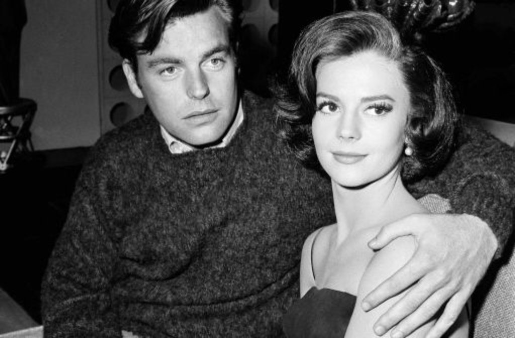 ... schien sie bereits 1957 gefunden zu haben. Natalie Wood und ihr Schauspielerkollege Robert Wagner galten als das Vorzeige-Traumpaar im Filmgeschäft. Die Ehe wurde 1962 geschieden, doch ...