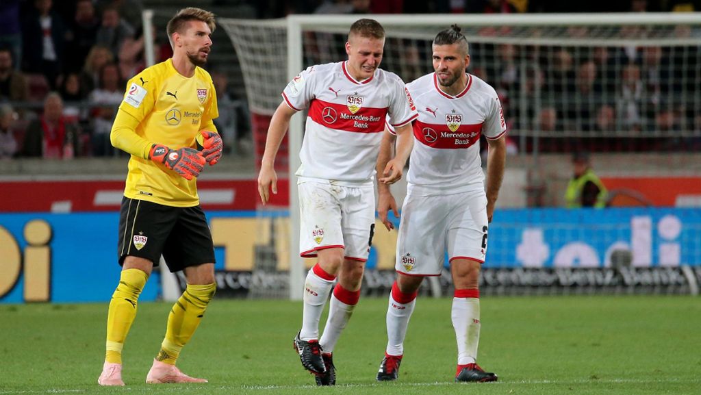  Mittelfeldabräumer Santiago Ascacibar vom VfB Stuttgart laboriert an einer Verletzung. Die Mediziner versuchen alles, damit er gegen Leipzig spielen kann. 