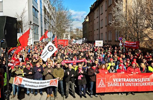 5000 Beschäftigte  seien dem Protestaufruf gefolgt, schätzt  der Bosch-Betriebsrat. Foto: Joachim E. Roettgers