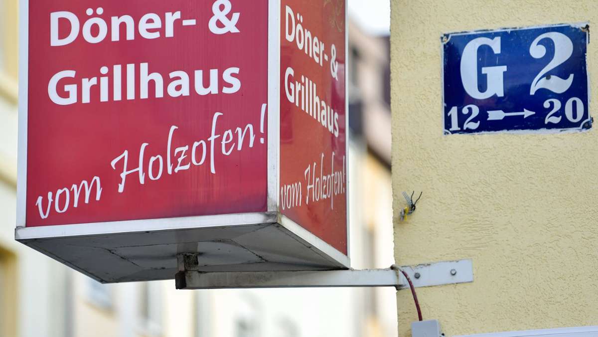 Gutachten bestätigt: Grillrauch-Belästigung in Mannheimer City unzumutbar
