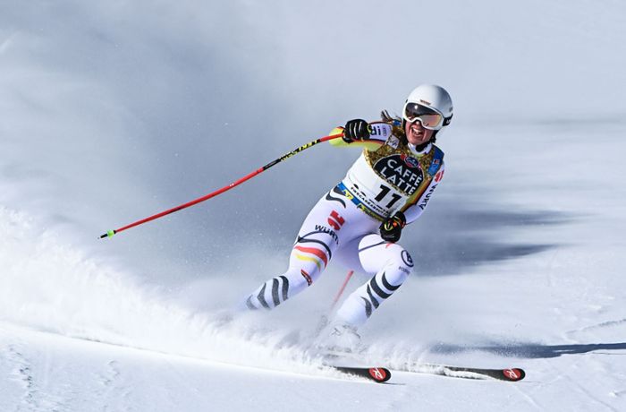 Skirennfahrerin Kira   Weidle gewinnt Silber in der Abfahrt