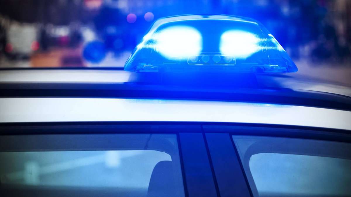 Kreis Freudenstadt: Zug und Auto stoßen zusammen – Autofahrer schwer verletzt