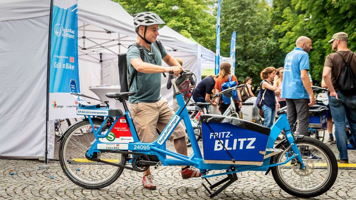  Das erfolgreiche E-Lastenrad-Programm soll 2022/23 fortgeführt werden. Dazu kommt für alle städtischen Beschäftigten bald ein Jobrad-Angebot. Diese Räder können geleast werden. 