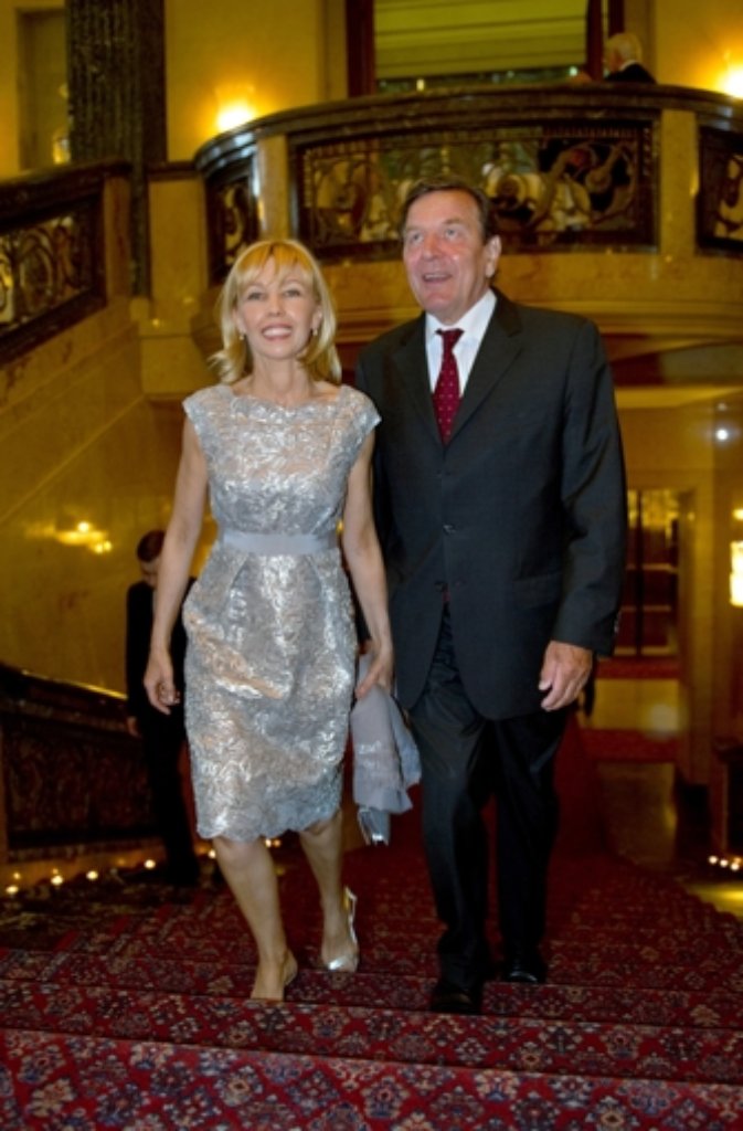 Gerhard Schröder und seine Frau Doris 2010 bei einem Empfang der russischen Botschaft.