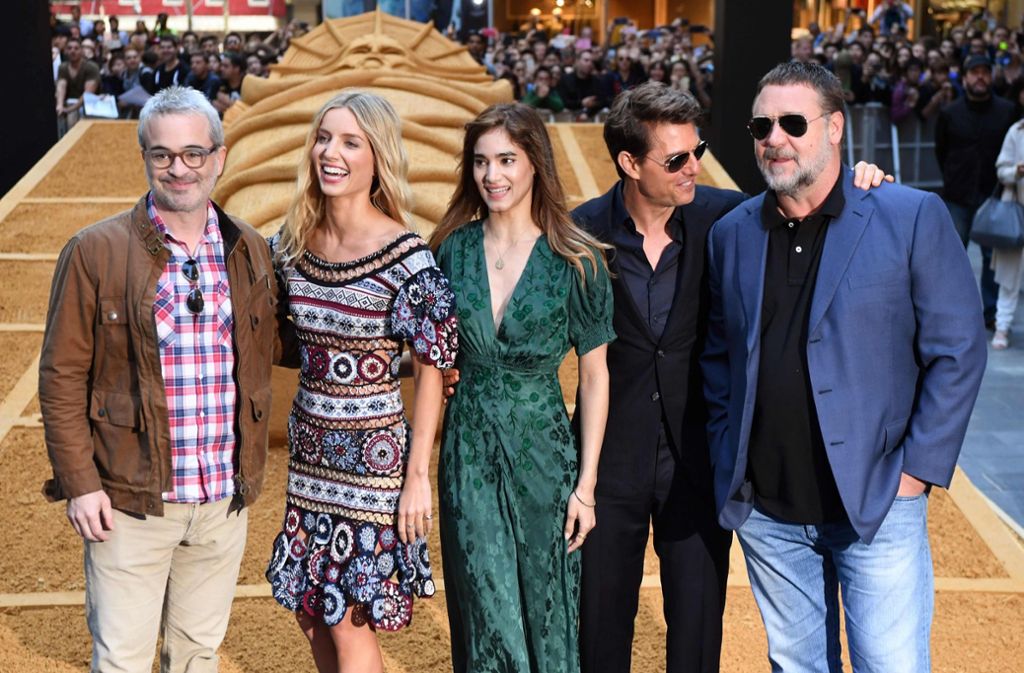 Die Stars des Films zusammen mit Regisseur Alex Kurtzman (v.l.n.r.:): Annabelle Wallis, Sofia Boutella, Tom Cruise und Russell Crowe.