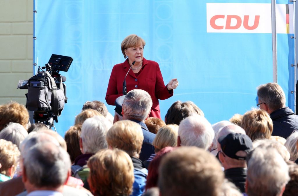 Bei der Bundestagswahl am 22. September 2013 erreichen die Unionsparteien mit 41,5 Prozent das beste Zweitstimmenergebnis seit 1990. Merkel selbst siegt im Wahlkreis 15 (Stralsund – Nordvorpommern – Rügen) mit 56,2 Prozent der Erststimmen.