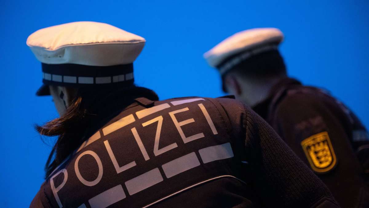 Mannheim: Mann mit Haftbefehl festgenommen - Falschgeld und Marihuana im Schuh