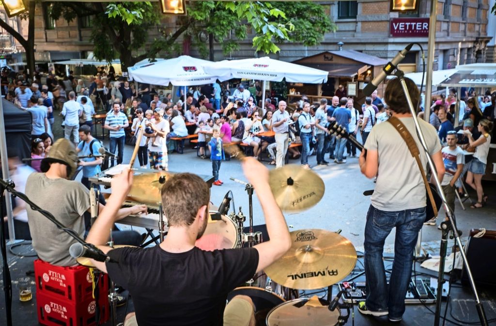 Seit Freitag und noch bis Sonntag wird im Heusteigviertel das beliebte Straßenfest gefeiert.