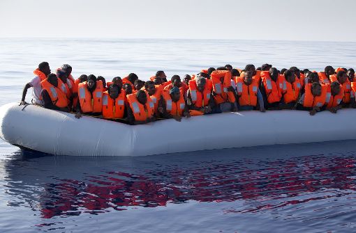 Das Land will mit einem neuen Konzept auf die gesunkene Zahl an aufzunehmenden Flüchtlingen reagieren. (Symbolfoto) Foto: AP
