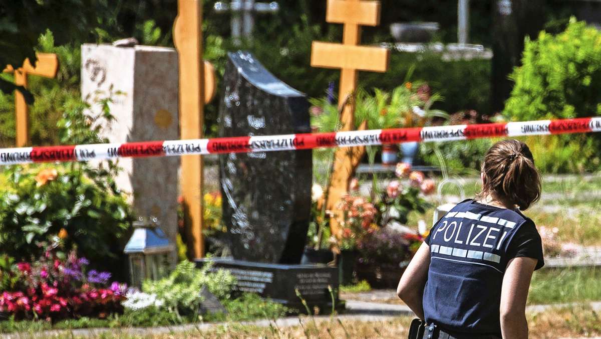 Angriff auf Beerdigung in Altbach: Drohen  den Polizisten Konsequenzen?