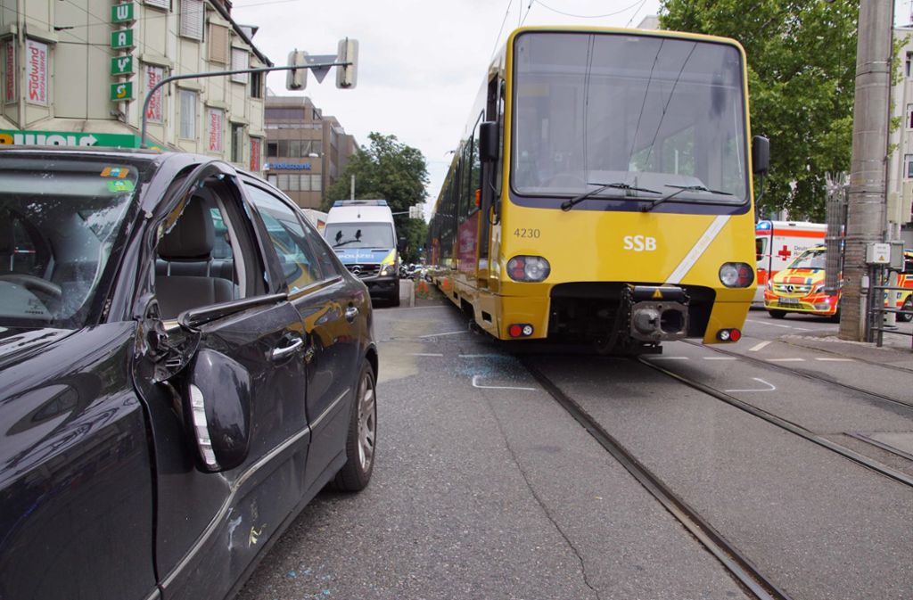 Zu einem Stadtbahnunfall ist es am Montagmittag in Bad Cannstatt gekommen.