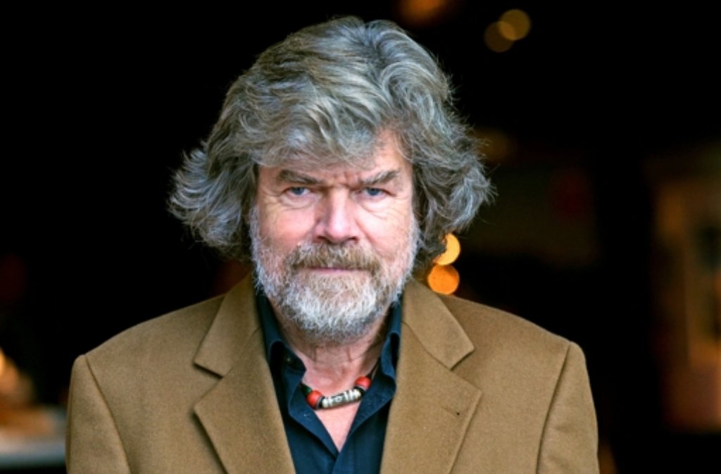 Messner lebt aktuell mit Frau und Kindern in Meran und auf Schloss Juval. Er bewirtschaftet Bergbauernhöfe und in Sulden am Ortler züchtet er Yaks.