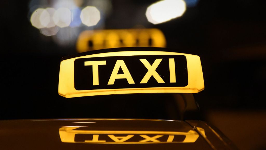 Nahverkehr in Stuttgart: Muss ein Taxi Passagiere ohne Geld mitnehmen?