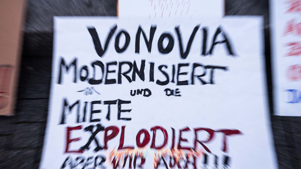 Schlossplatz in Stuttgart: Großdemo gegen steigende Mieten