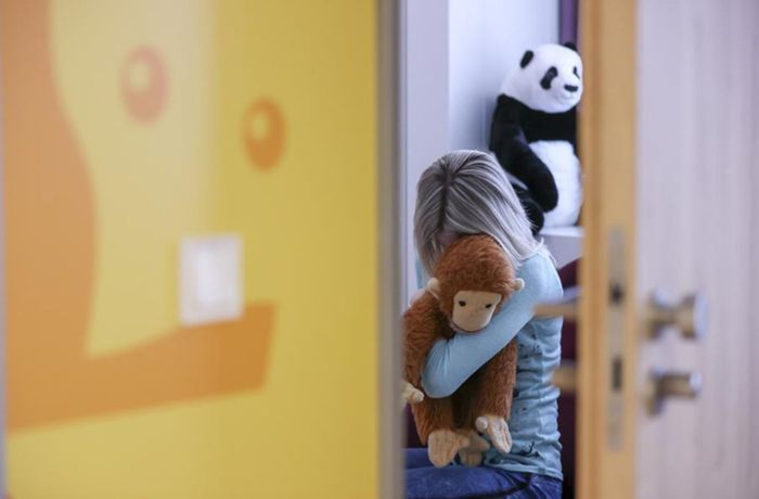 Gewalt in Kitas: Wie erkennen Eltern, ob ihr Kind Gewalt ausgesetzt ist?