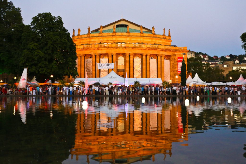 Stuttgarter Sommerfest rund um den Eckensee und den Schlossplatz