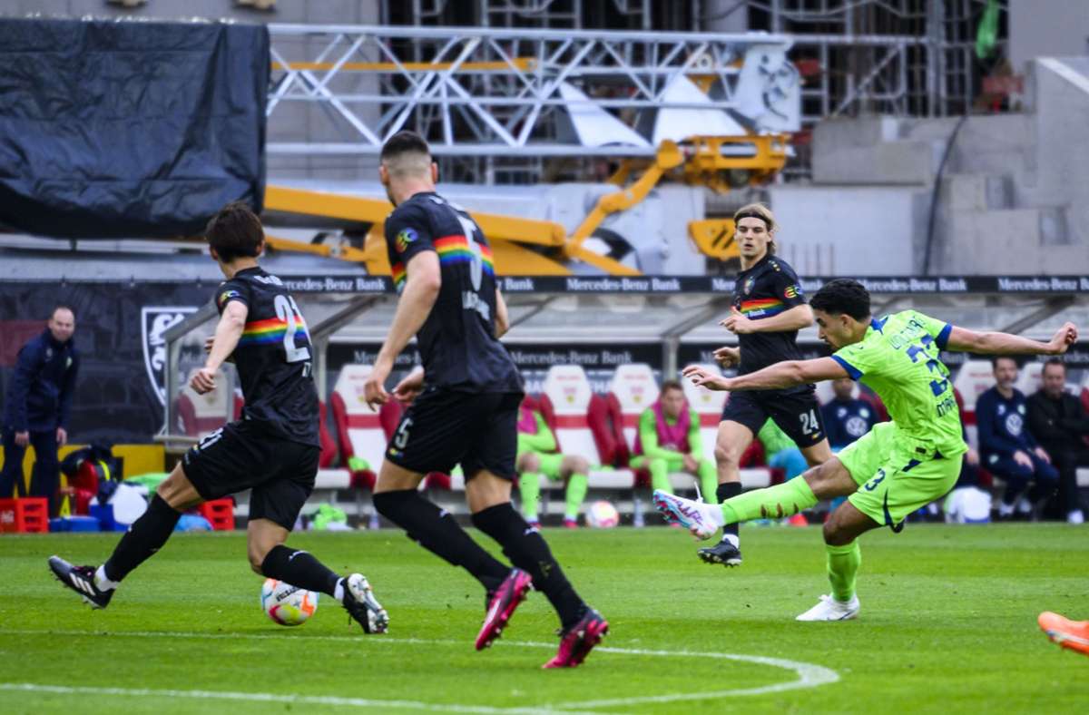 Nach der 0:1-Niederlage gegen den VfL Wolfsburg wird die Lage für den VfB Stuttgart immer schwieriger. Foto: dpa/Tom Weller