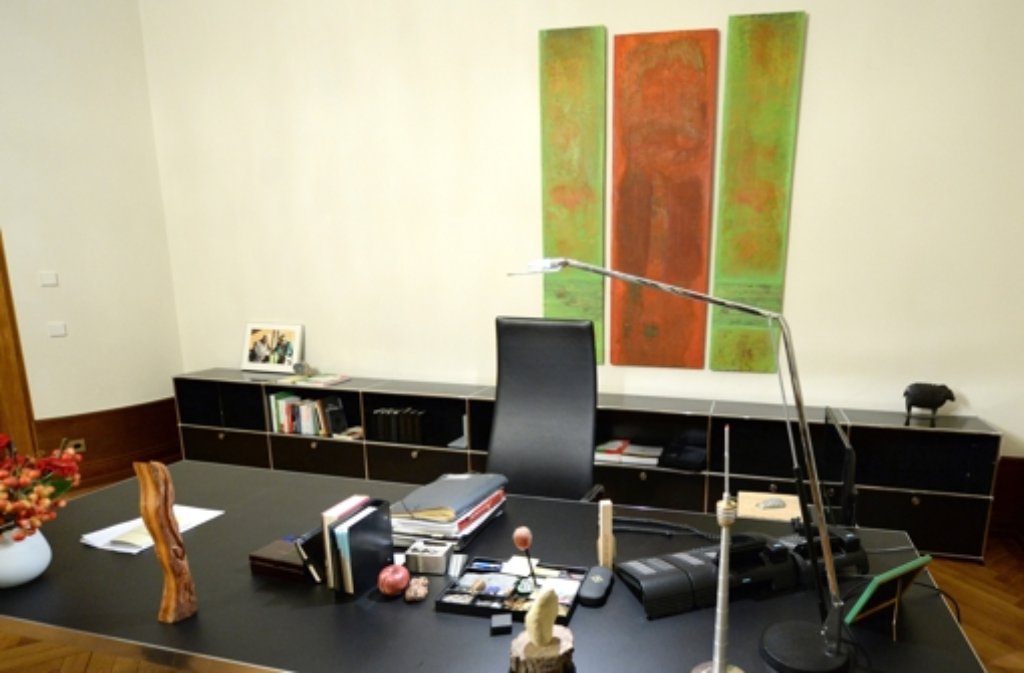 So sieht Winfried Kretschmanns Schreibtisch aus...