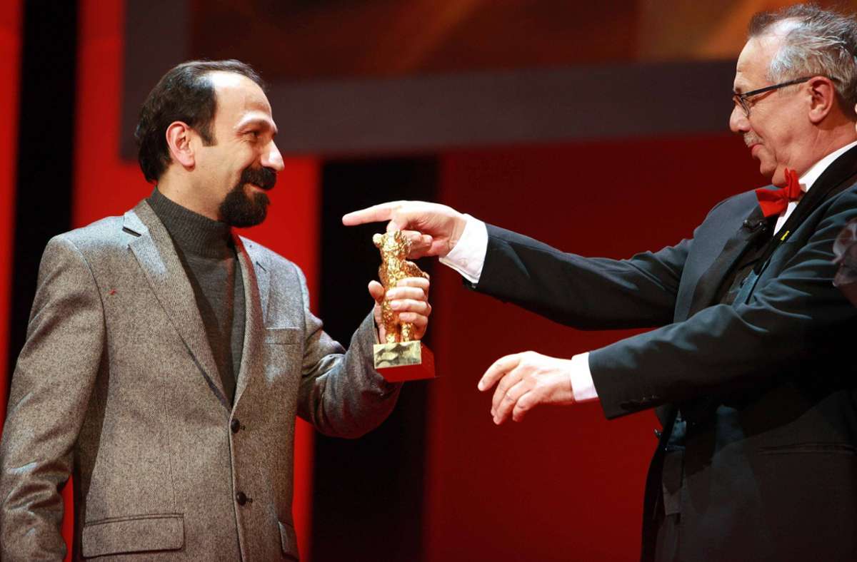 2011 mit dem iranischen Regisseur Asghar Farhadi (links), dem Gewinner des Goldenen Bären