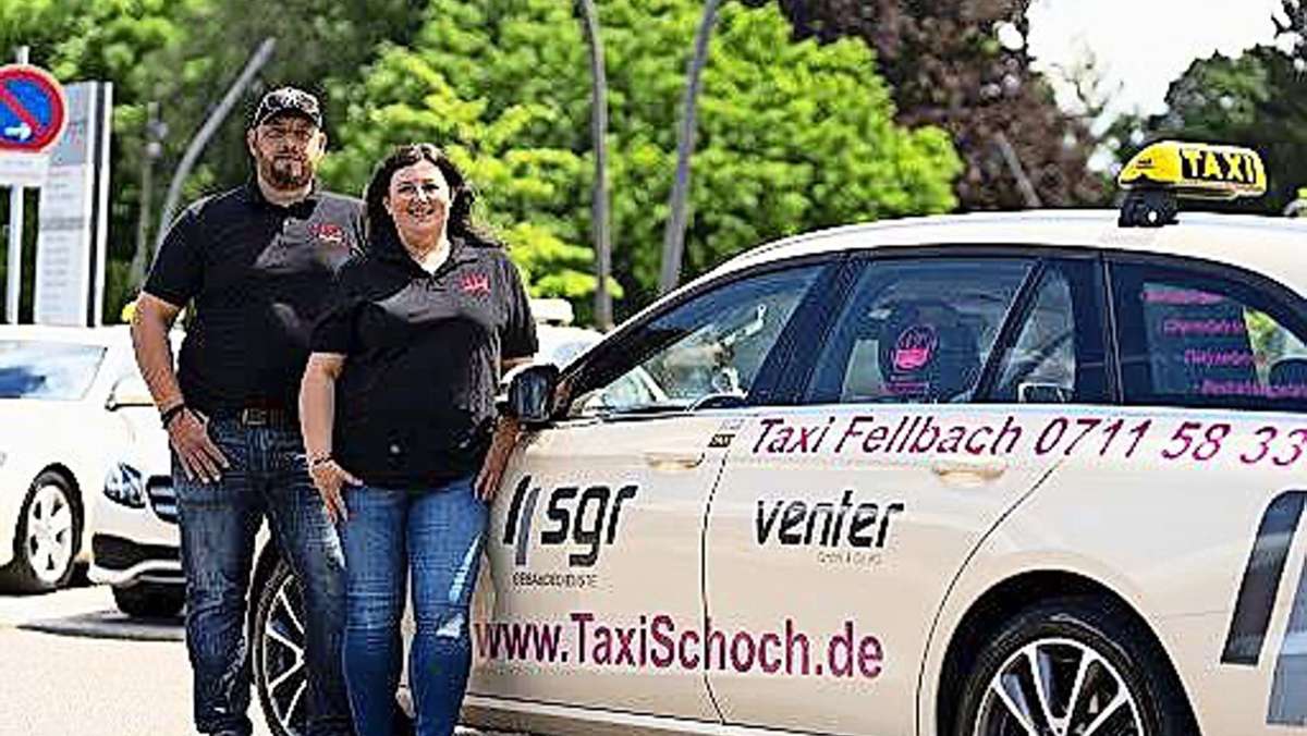 Transport ins Impfzentrum: Taxigewerbe irritiert über Minister Lucha