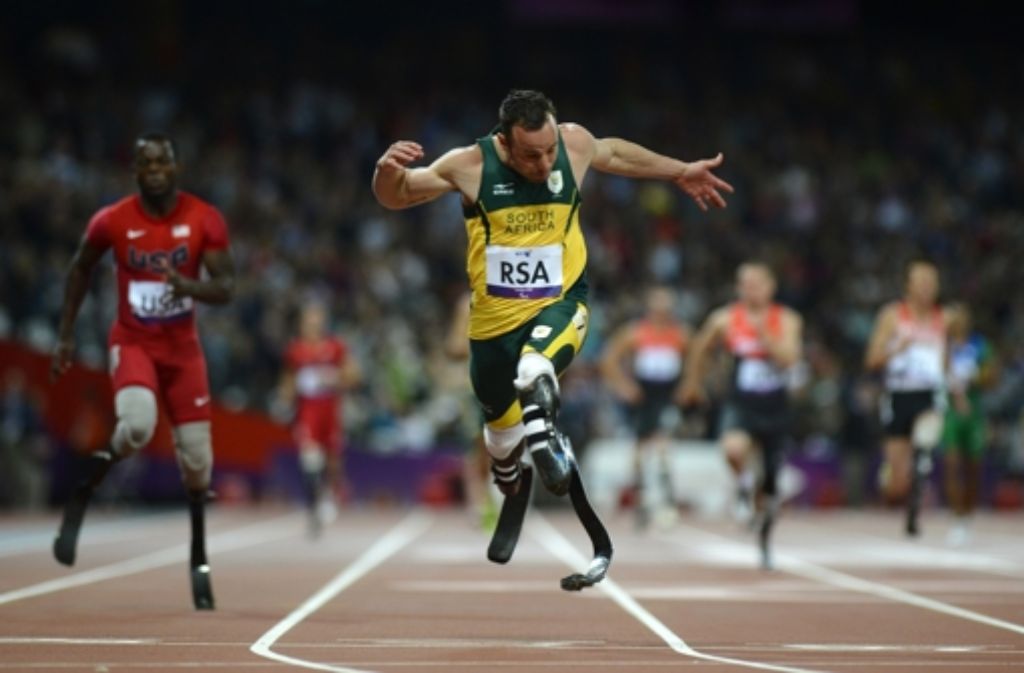Von 2004 bis 2012 dominiert er die Sprints bei den Paralympischen Spielen. 2004 gewinnt er über die 200-Meter-Distanz bei den Paralympics in Athen erstmals die Goldmedaille. Vier Jahre später in Peking sichert er sich drei mal den Platz ganz oben auf dem Podest (100 m, 200 m und 400m). In London (2012) gewinnt er Gold mit der 4x100-Meter-Staffel.