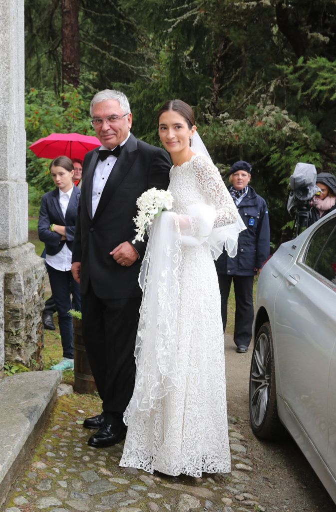 Der Brautvater Metin Kaya mit seiner Tochter Deniz.