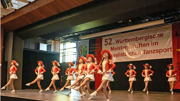 Karnevalistischer Tanzsport: Hochleistungssport beim Narrenbund Neuhausen