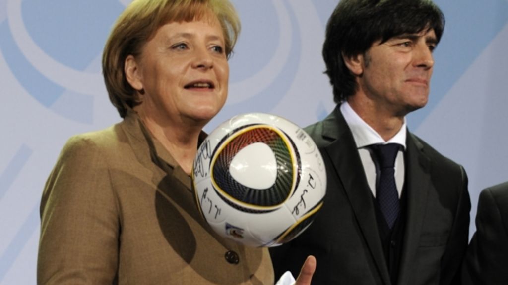 Fußball-WM in Brasilien: Merkel - Nationalelf wichtiger Botschafter