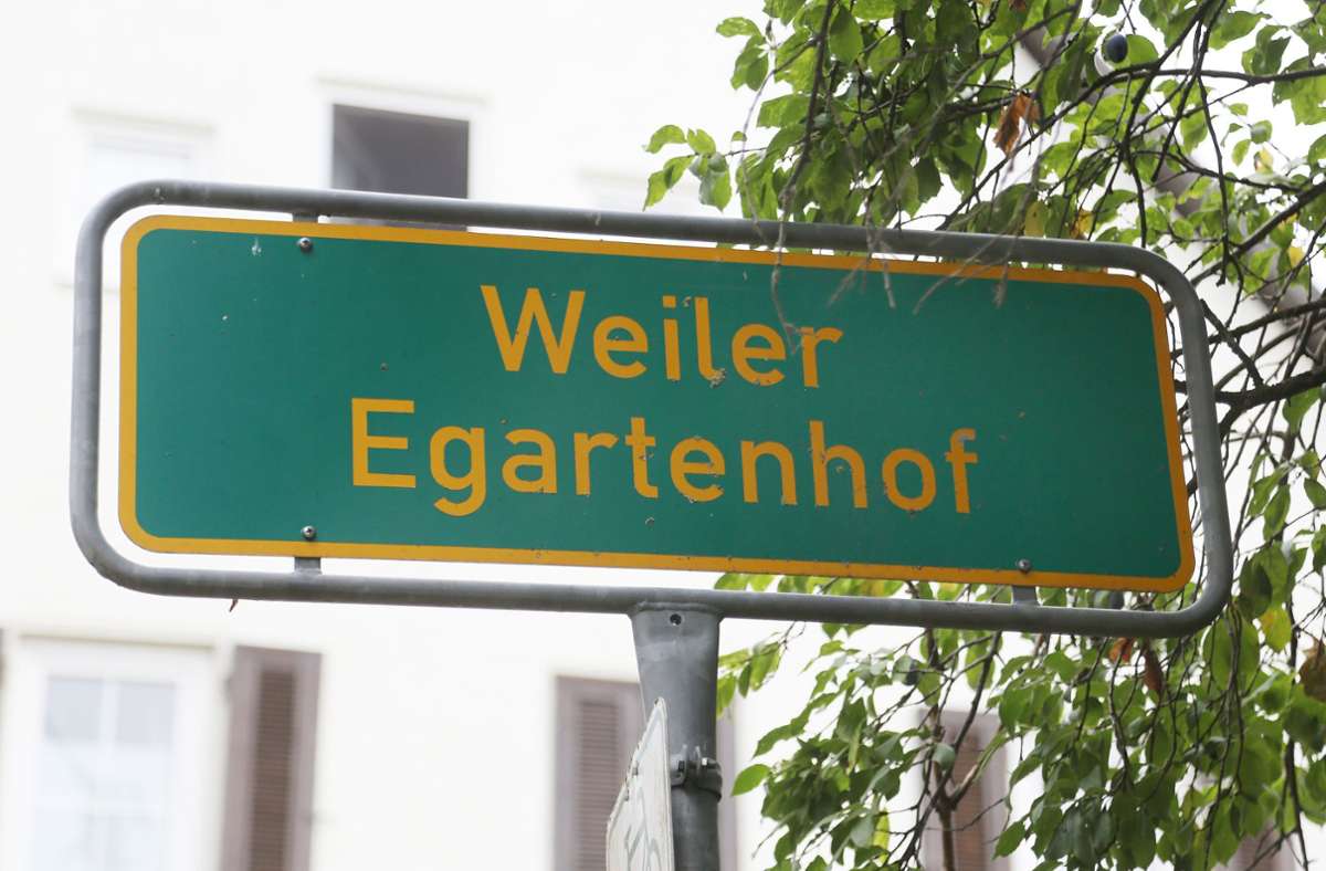 50 Meter nördlich der Ruine liegt der Weiler Egartenhof.