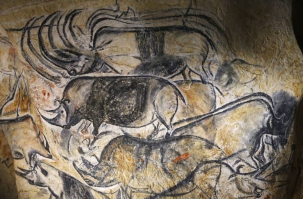6000 digitale Fotos und ein Laserscanner haben den Forschern geholfen, die Chauvet-Höhle nachzubilden. Künstler haben die Zeichnungen nach dem Vorbild gestaltet.