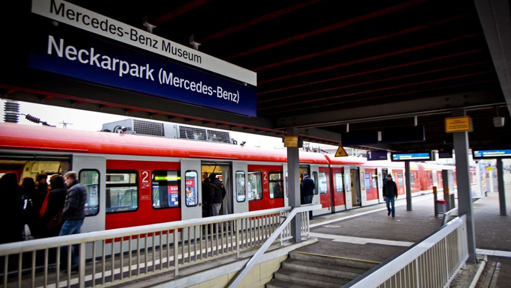 Einschränkungen bei der S-Bahn in Stuttgart: Das müssen VfB-Fans bei der Anreise zum Spiel beachten