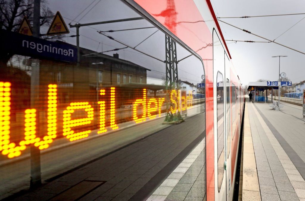 Ob der Bahnhof Renningen für 2,5 Millionen Euro umgebaut wird, bleibt umstritten. Foto: factum/Simon Granville