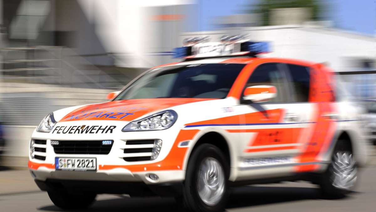 Unfall in Stuttgart-Ost: Fußgänger von Auto erfasst und schwer verletzt