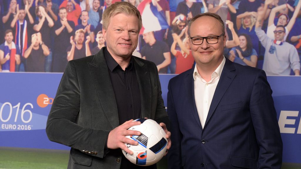 Medienberichten zufolge wird das Moderatoren-Duo Oliver Welke und Oliver Kahn (48) nicht zur Fußball-Weltmeisterschaft 2018 nach Russland fahren. Die Sendungen sollen demnach in Baden-Baden produziert werden. 