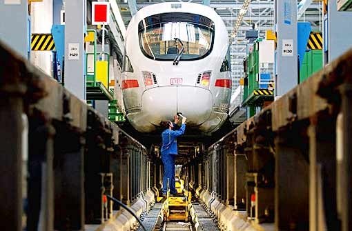 Wer haftet künftig für Mängel an Zügen? Darüber streiten Bahn und Industrie. Foto: ddp