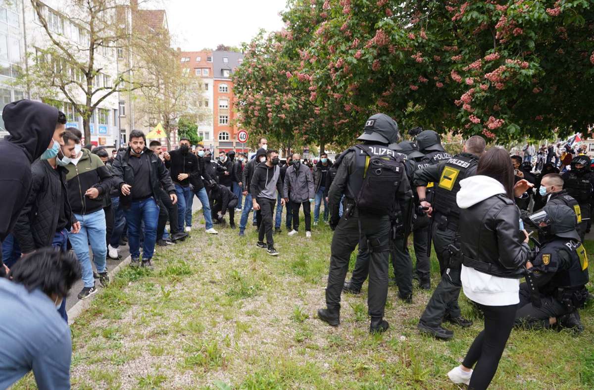 Die Polizei zeigte Präsenz bei den Kundgebungen in Stuttgart. Foto: Fotoagentur-Stuttg/Andreas Rosar