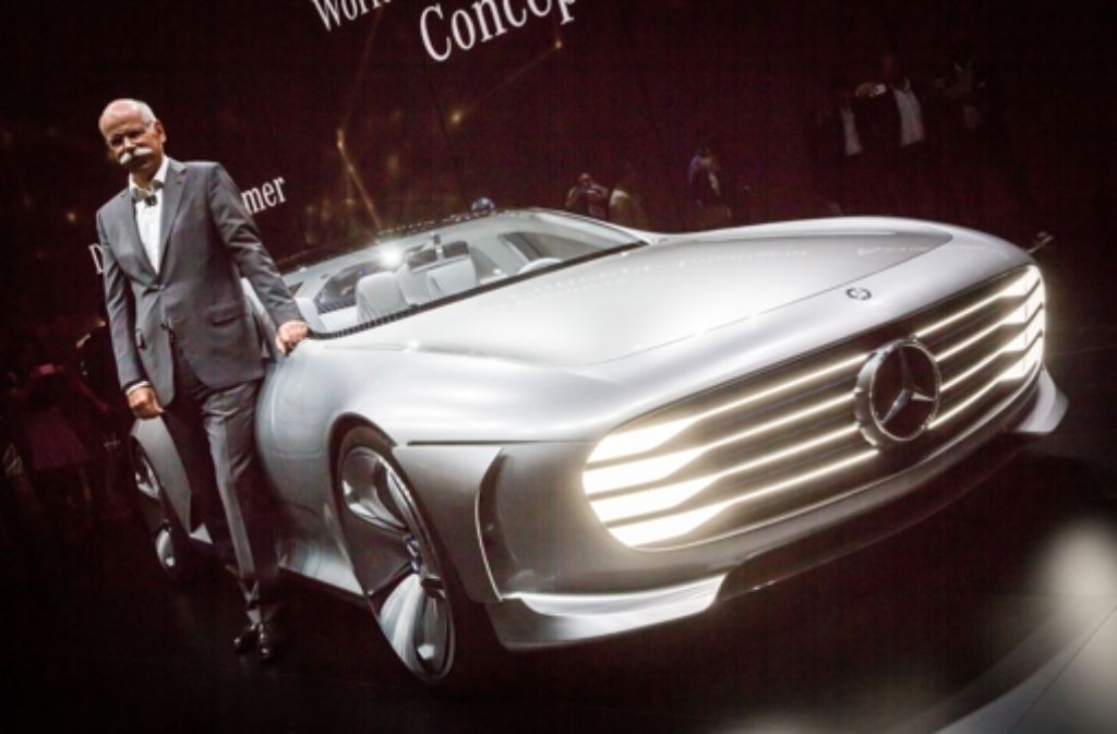 Das von Zetsche präsentierte Concept Car von Mercedes kann als vernetztes Auto unter anderem mit anderen Fahrzeugen und der Infrastruktur kommunizieren.