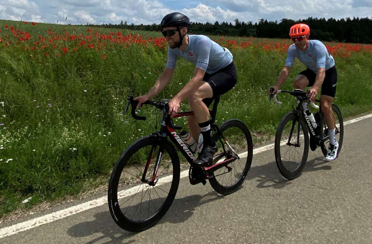 Timo Köhler (links) und Marten Wahl auf ihrer 565 Kilometer langen „Challenge BaWü“.