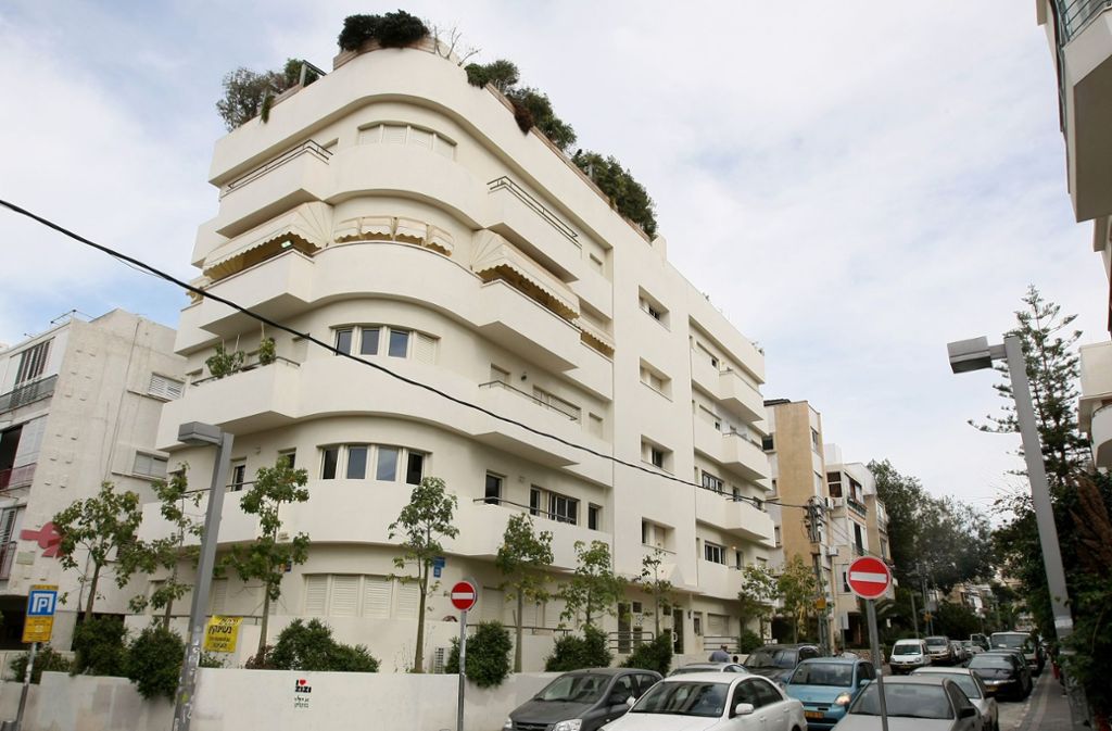 Aus Hitlerdeutschland vertrieben und geflüchtet, schaffen Bauhaus-Schüler in den 1930er Jahren in Tel Aviv das weltgrößte Ensemble von Häusern im Stil des Neuen Bauens.