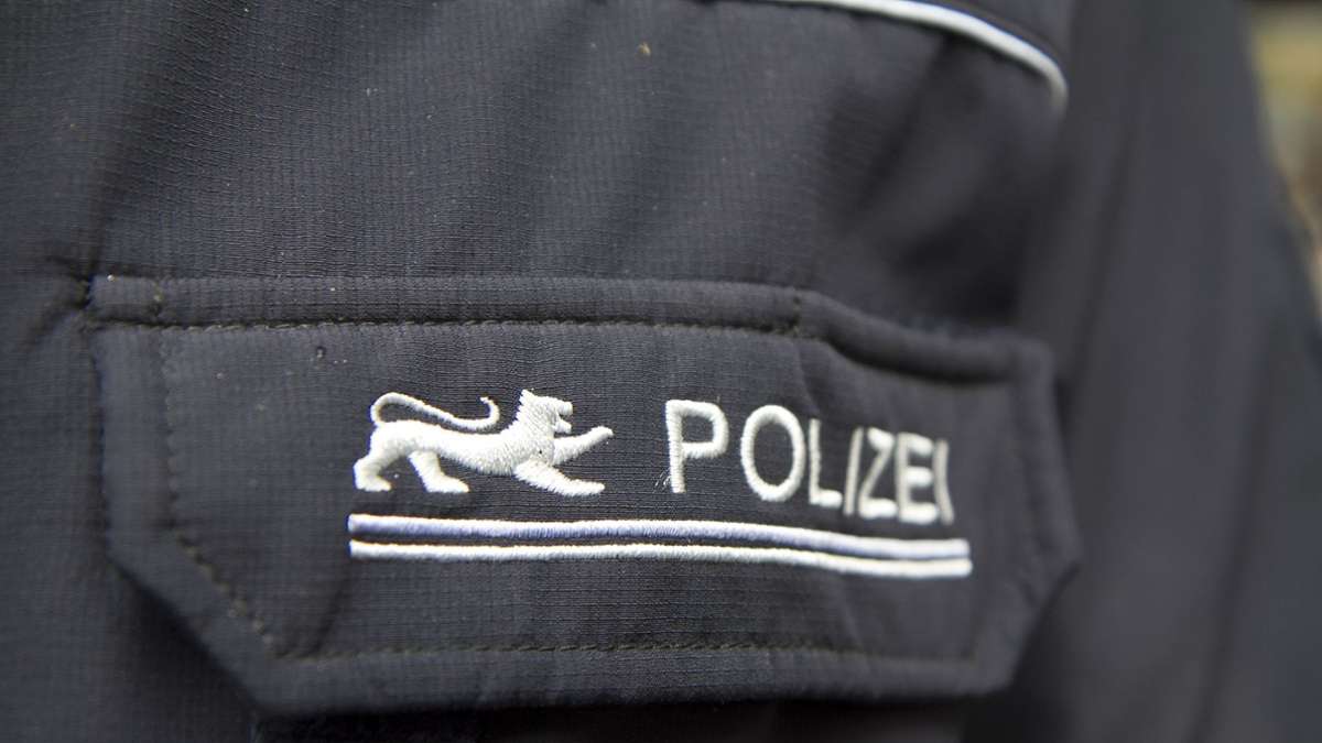 Angriff am ZOB in Ludwigsburg: Unbekannte tritt und schlägt 62-Jährige