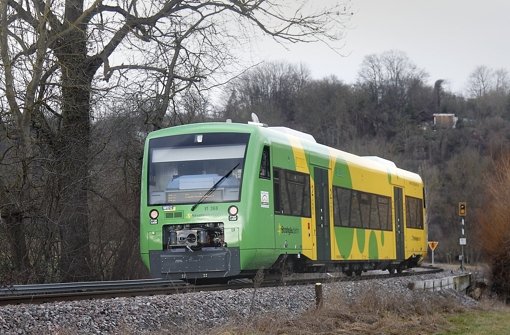 Die Strohgäubahn ist im Schiweberdinger Bahnhof entgleist. Foto: free