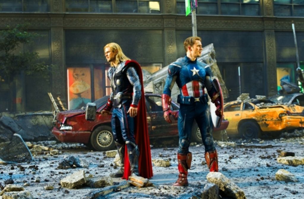 Thor (Chris Hemsworth, links) und Captain America (Chris Evans) Foto: Verleih