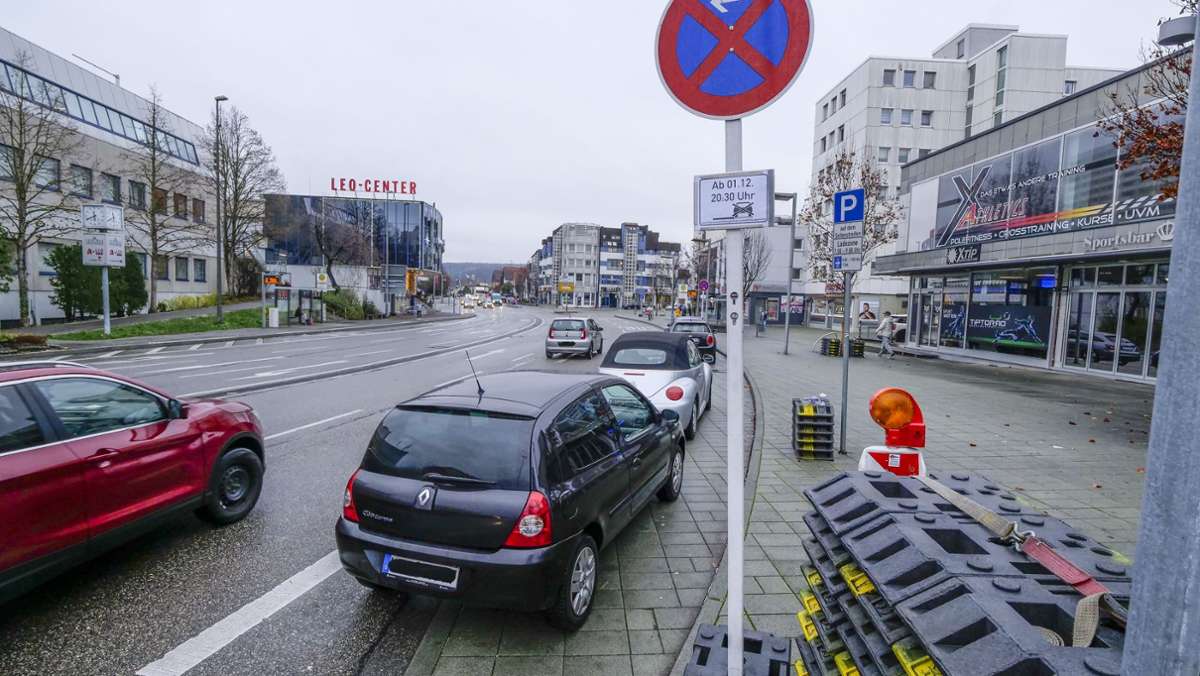 Verkehrsärgernis in Leonberg wird abgestellt: Parkplätze im Zentrum   werden zum Grünbeet