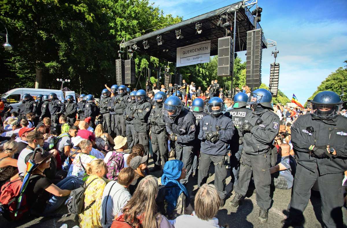 Die Polizei löste die Corona-Demo in Berlin am 1. August auf. Eine weitere Veranstaltung soll erst gar nicht stattfinden. Foto: dpa/Christoph Soeder