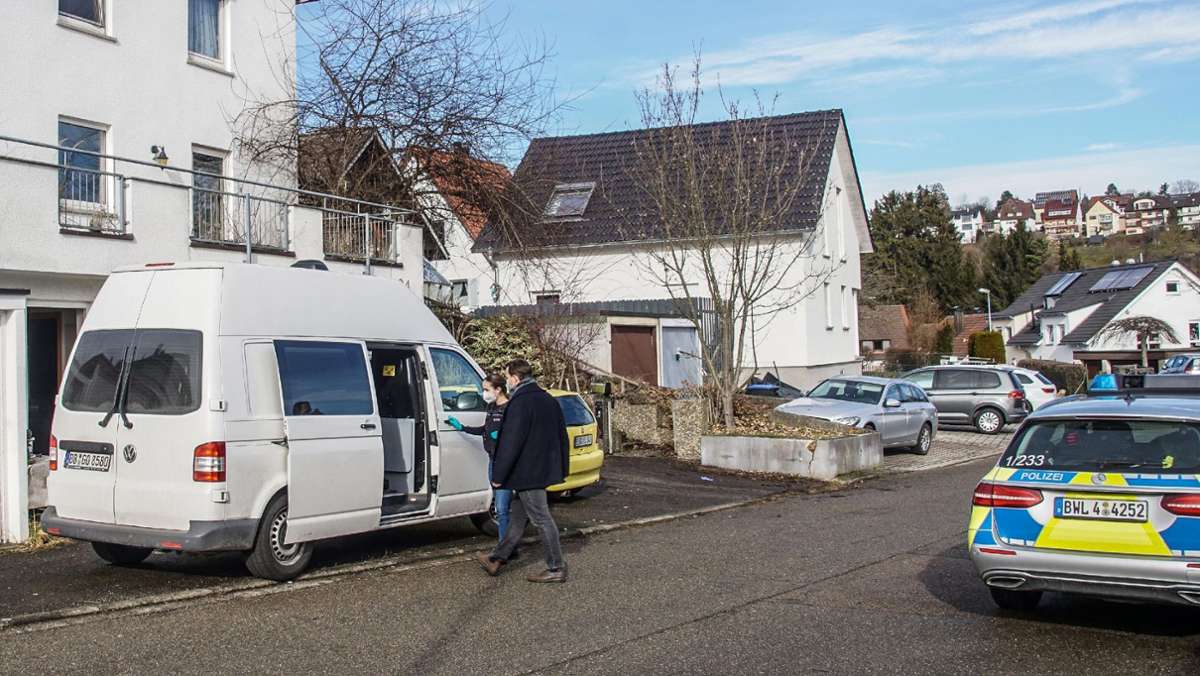  Ein 31-jähriger Mann aus Weil im Schönbuch hatte im Februar einen Polizisten mit einem japanischen Kurzschwert attackiert. Jetzt ist er vor dem Landgericht in Stuttgart zu vier Jahren Haft verurteilt worden. 