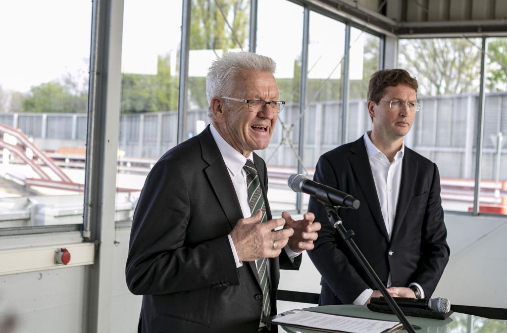 Im Mai werde es eine Ansage in Sachen Diesel geben, verspricht Ministerpräsident Winfried Kretschmann.